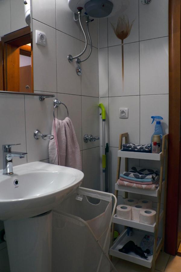 Boulevard Studio Apartment Novi Sad Eksteriør billede